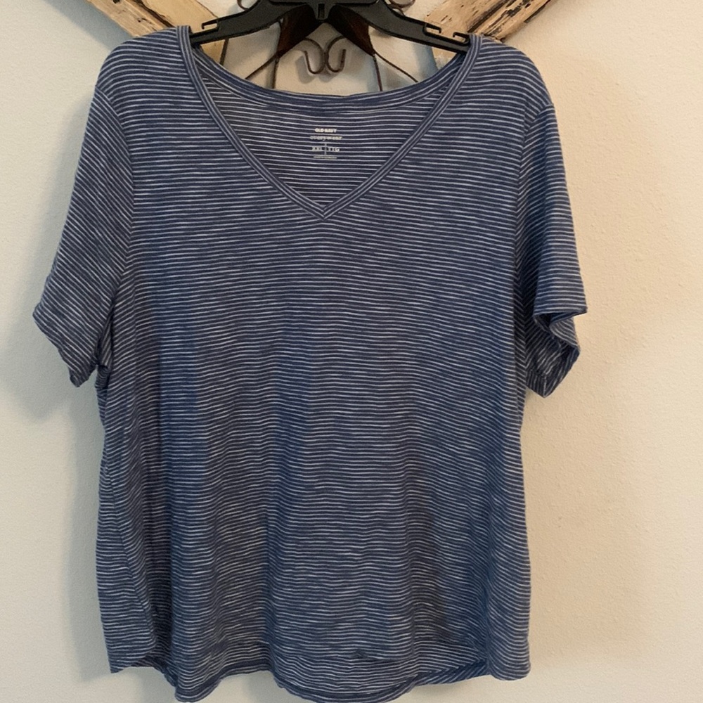 Old Navy Blue and White Striped Short Sleeve V-Neck Tee